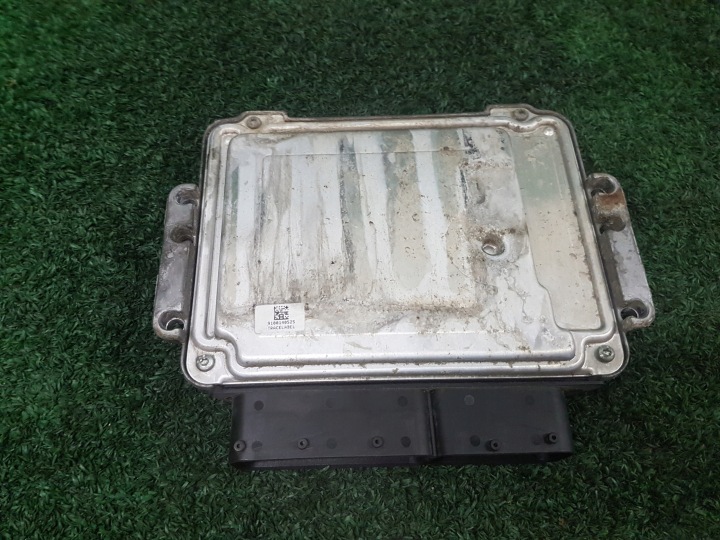 ORDINATEUR MOTEUR CONTRÔLEUR KIA MAGNETIS 0281012774