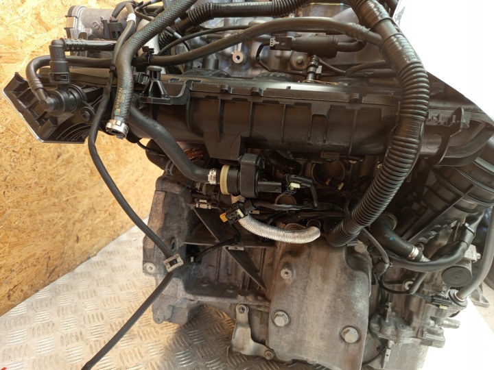 MERCEDES W156 MOTEUR 270910 270.910 1.6 CGI ESSENCE