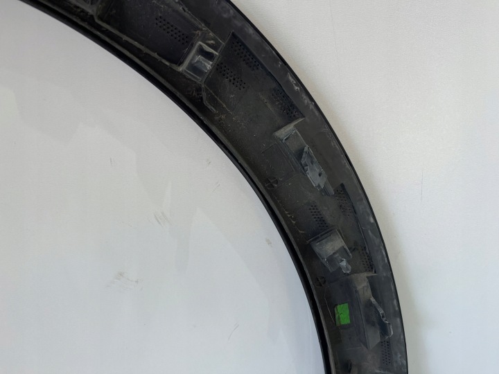 PORSCHE CAYENNE COUPÉ 9Y3 MOULURE REVÊTEMENT GARDE-BOUE ARRIÈRE DROITE 9Y3854732E