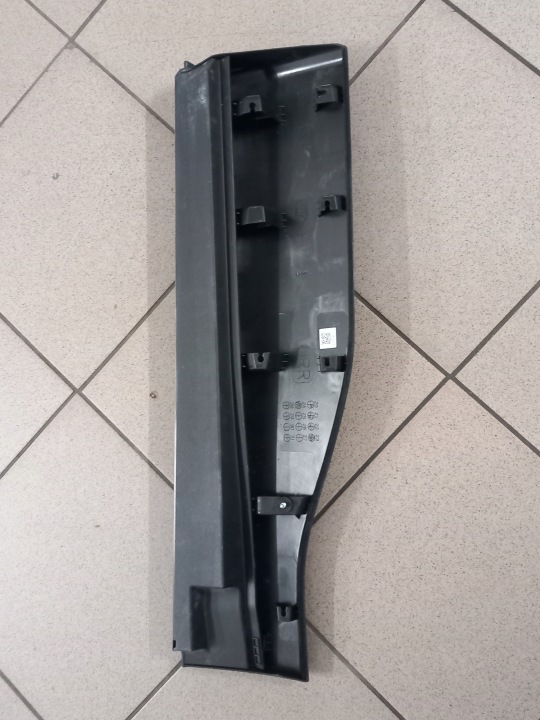 TOYOTA COROLLA CROSS 20R- MOULURE PORTES DROIT ARRIÈRE DROITE ARRIÈRE 75741-16570