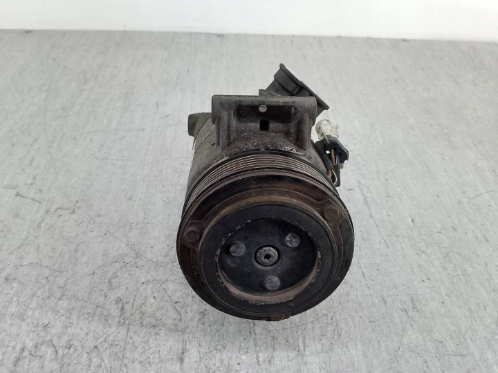 POMPE COMPRESSEUR DE CLIMATISATION OPEL ASTRA H 6570276 1.9 CDTI