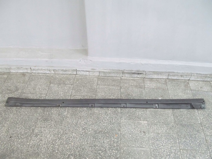 TOYOTA CAMRY VI MOULURE SEUIL REVÊTEMENT DROITE 01-06