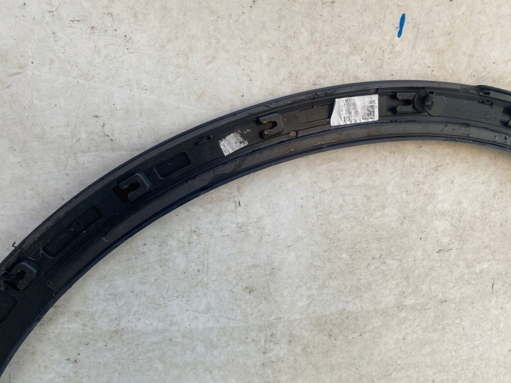 AUDI Q4 89A E-TRON MOULURE REVÊTEMENT GARDE-BOUE GAUCHE ARRIÈRE ARRIÈRE 89A853817E
