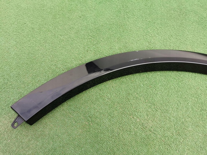 MOULURE SUR AILE DROITE ARRIÈRE BMW X7 G07 7493022