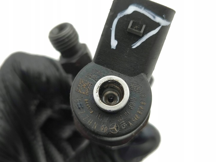 INJECTEUR MERCEDES-BENZ A W169 A6400700787