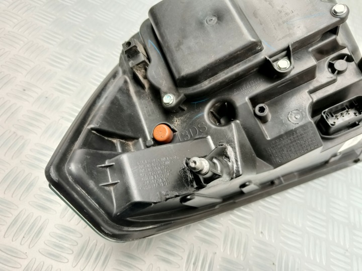 DODGE RAM IV 1500 2016-2019 PROJECTEUR PHARE AVANT GAUCHE DROITE CHROME USA