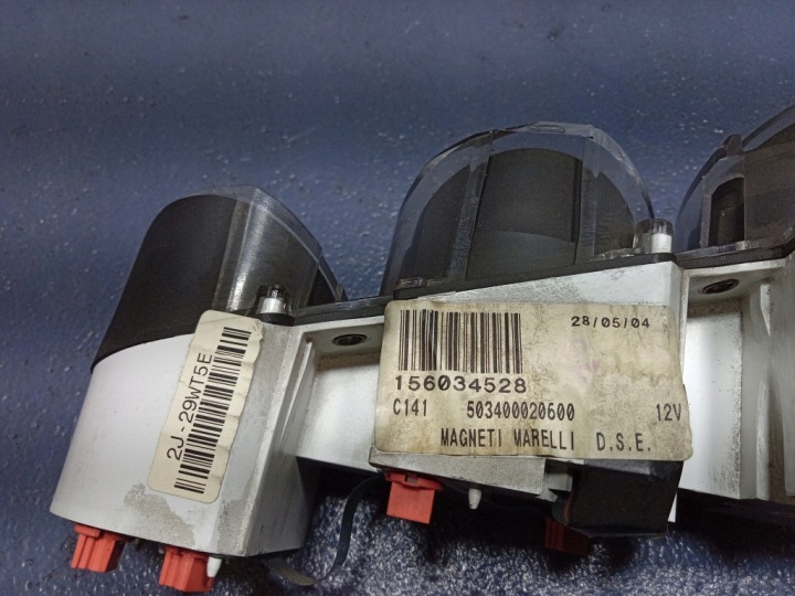 ALFA ROMEO 156 LIFT 1.9 JTD TABLEAUX DE BORD WSKAZNIKI TABLEAU DE BORD 156034528