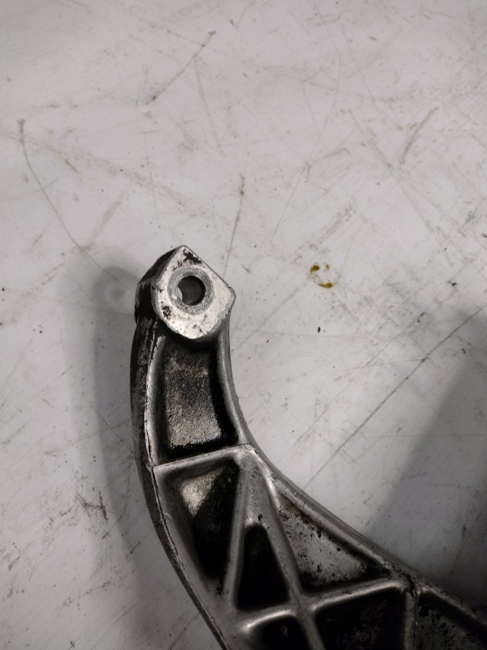 POIGNÉE MOTEUR VOLKSWAGEN SHARAN I 1,9TDI OE 7M0199207C