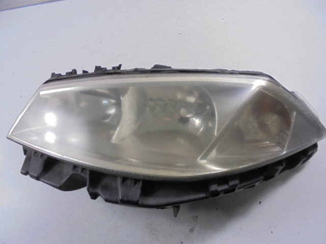 RENAULT MEGANE II 02-06 PROJECTEUR GAUCHE H7 H1 8200073220F