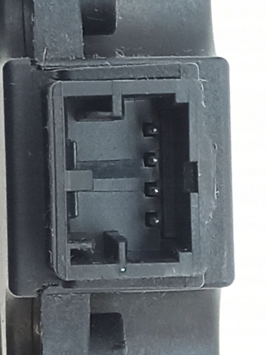 PETIT MOTEUR CAPOTS CONDUIT D'AIR MERCEDES-BENZ A W176 CZ1139300857