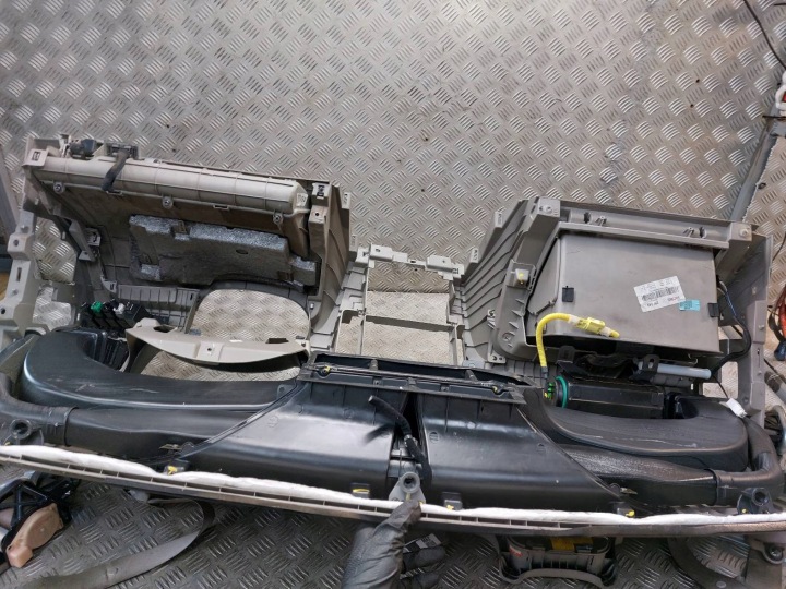 KIT AIRBAG POSTRZALOWY COCKPIT HYUNDAI TUCSON I 95910-2E700