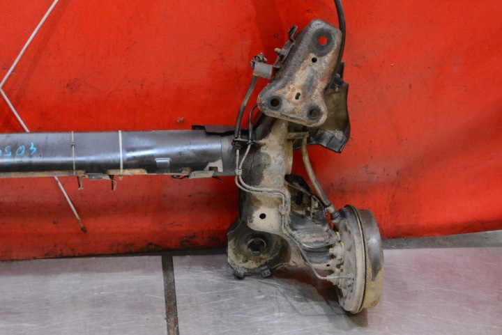 AXE ARRIÈRE ARRIÈRE POUTRE PEUGEOT 301 1.6 VTI 115 KM 12-17
