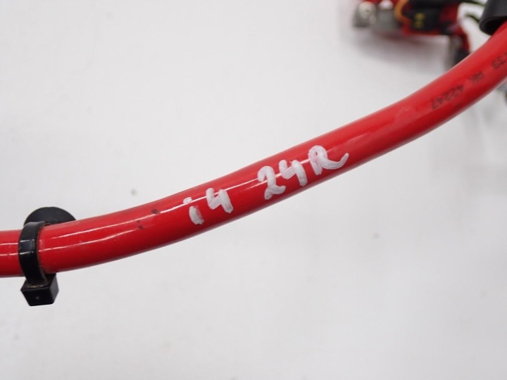 SERRE-CÂBLE FUSIBLE BATTERIE 5A68282 BMW I4 G26 GRAN COUPÉ EDRIVE40 24R