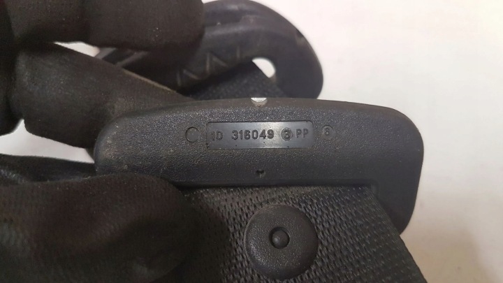 CEINTURE DE SÉCURITÉ ARRIÈRE GAUCHE OPEL SIGNUM 10316049 2.0L GASOLINE 129KW 2003