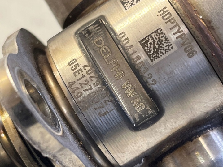 AUDI Q3 F3 POMPE INJECTION 05E127027J