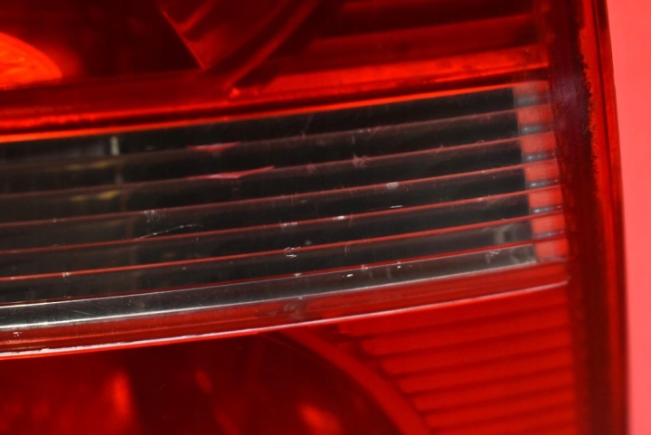 PHARE GAUCHE ARRIÈRE ARRIÈRE 1T0945095C VW TOURAN 1 I 03-06