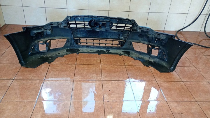 AUDI A6 C7 11-14 PARE-CHOCS AVANT AVANT C508