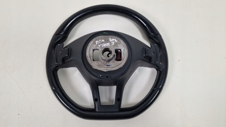 MERCEDES W212 W204 SLK R172 AMG VOLANT CUIR A1724602703
