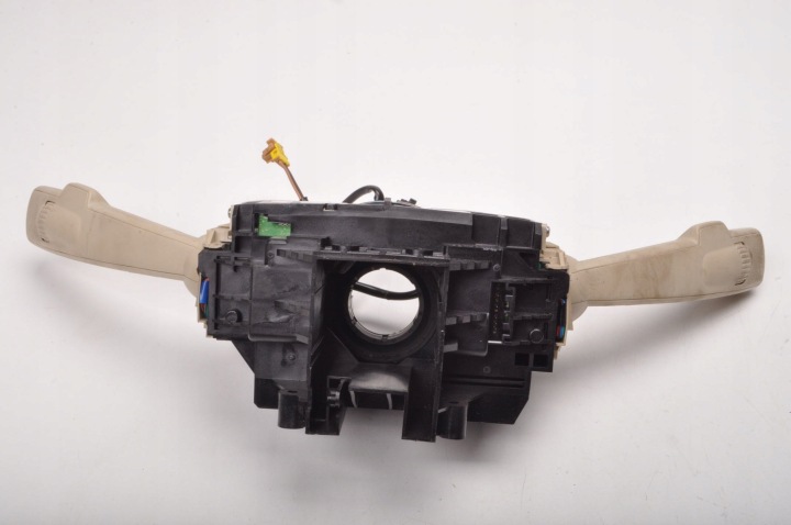 VOLVO V70 III COMMUTATEUR COMPOSITE 30772390 30798459 30798467 30773885