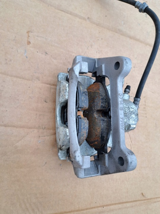 VW AUDI SEAT ÉTRIER DE FREIN FREINS DE FREIN AVANT AVANT 6798G D1258