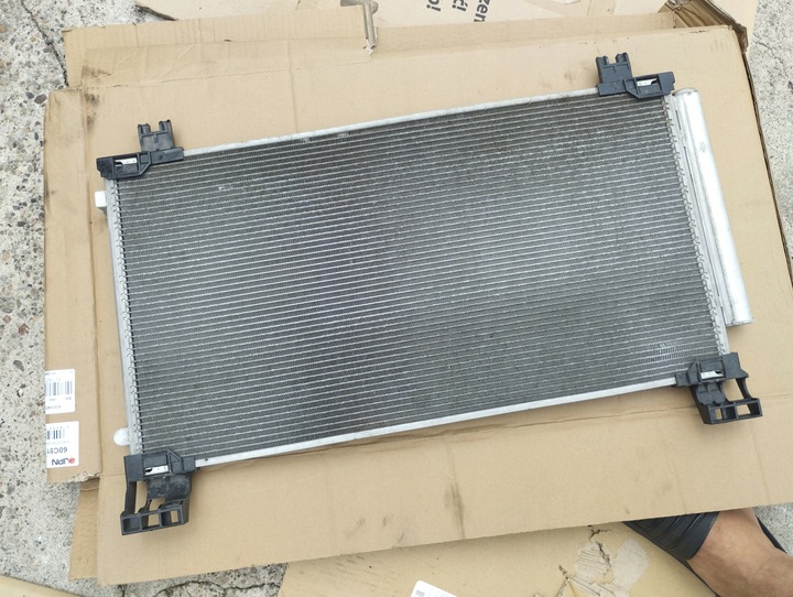 RADIATOR AIR CONDITIONER TOYOTA YARIS III 1.5I 2017- photo 1 - milautoparts-fr.ukrlive.com