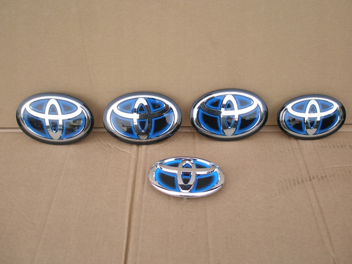 TOYOTA RAV 4 PRIUS CHR COROLLA INSIGNIA EMBLEMA RADAR REJILLA DE RADIADOR REJILLA ORIGINAL 