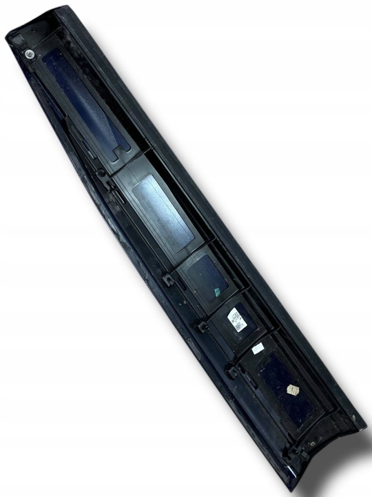 MOULURE PORTES GAUCHE AVANT AUDI Q4 E-TRON 89A853959A !J