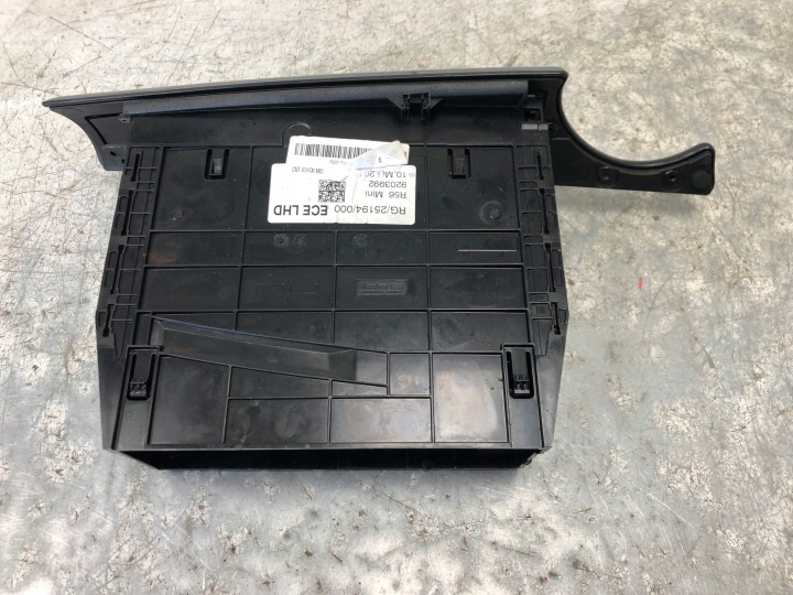 BOÎTE À GANTS CONSOLES MINI R55 9203992