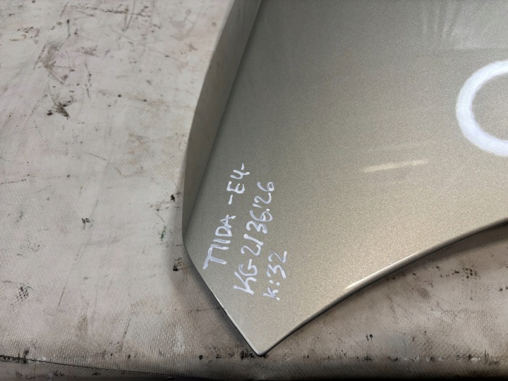 CAPOT COUVERCLE MOTEUR NISSAN TIIDA I 1 K: K32
