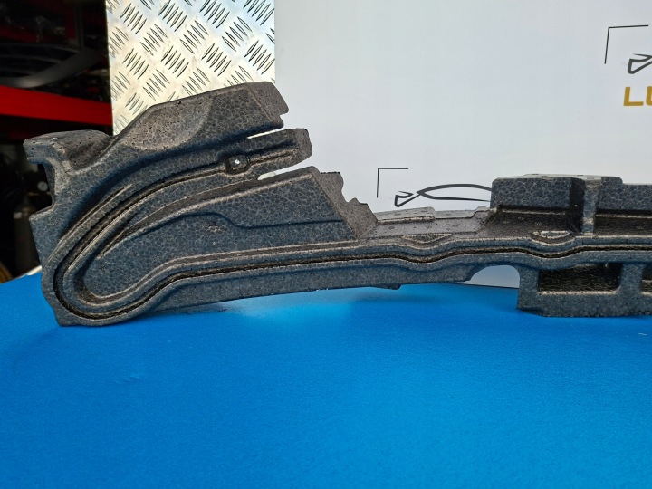 MERCEDES E W213 AMG AMORTISSEUR PARE-CHOCS AVANT