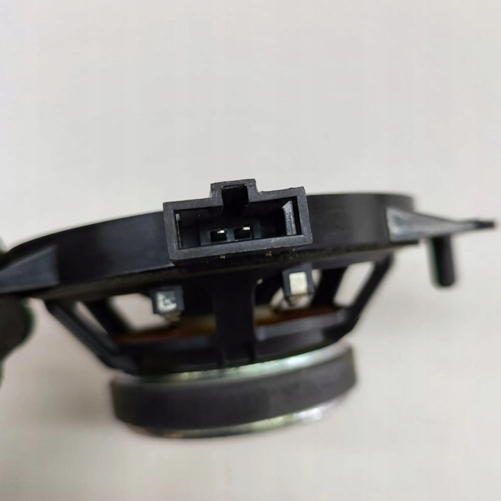 HAUT-PARLEUR AUDI OE 82A035709