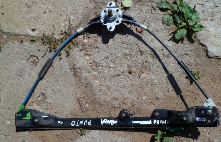 MÉCANISME ÉLÉVATEUR VITRES AVANT DROIT MANUEL FIAT PUNTO 2 3D 99-2010R