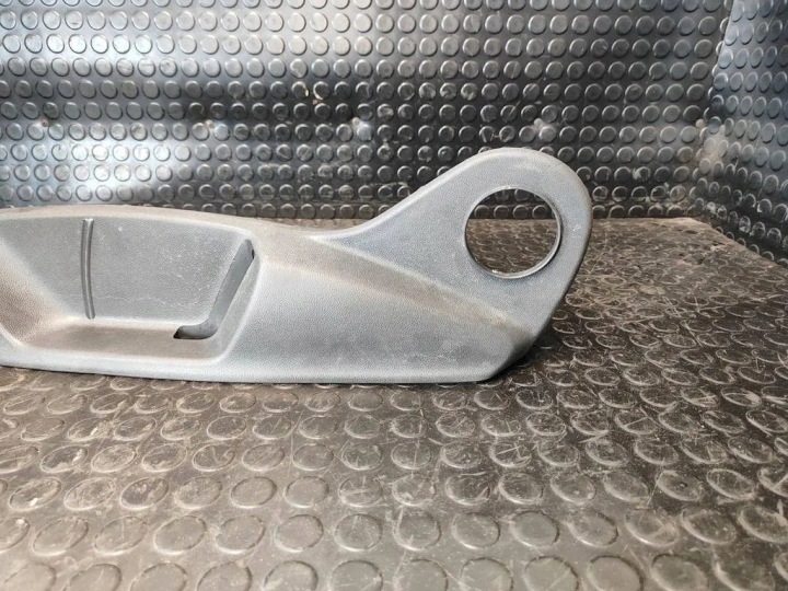 ÉLÉMENTS SIÈGES SKODA 654881317A 1.0L GASOLINE 2023