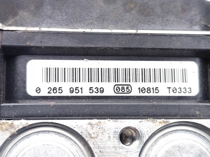 AUDI A4 POMPE ABS 2.0 TDI DIESEL 100KW (136 HP) 8K0614517ED 0265951539 2011