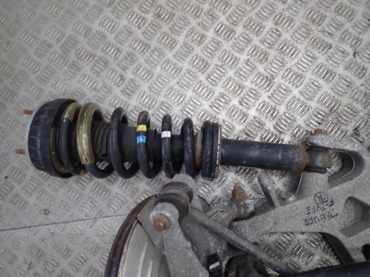 JAGUAR F TYPE X152 SUSPENSION ROTULE DE DIRECTION BRAS DE SUSPENSION ARRIÈRE ARRIÈRE DROIT DEMI-ARBRE N161