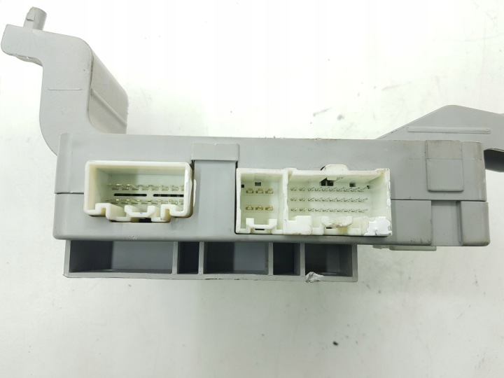 MAZDA CX-7 2010 MODULES CONFORT