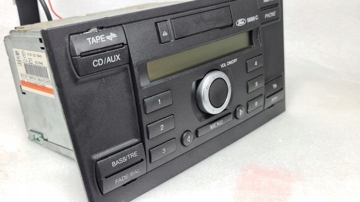 RADIO D'USINE .FORD MONDEO MK3 3S7T-18K876-AC CODE