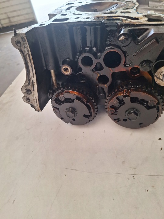 CULASSE MOTEUR GAUCHE OPEL INSIGNIA 2.8 V6 12566824