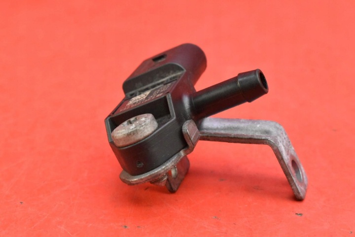 CAPTEUR PRESSION GAZ D'ÉCHAPPEMENT 04L906051J VW GOLF 7 VII 1.6 TDI 115 KM LIFT 17-20