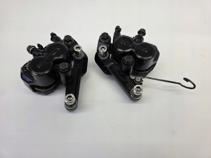 HONDA SHADOW VT 750 RC14 ÉTRIER DE FREIN DE FREIN AVANT ÉTRIERS AVANT GAUCHE DROIT