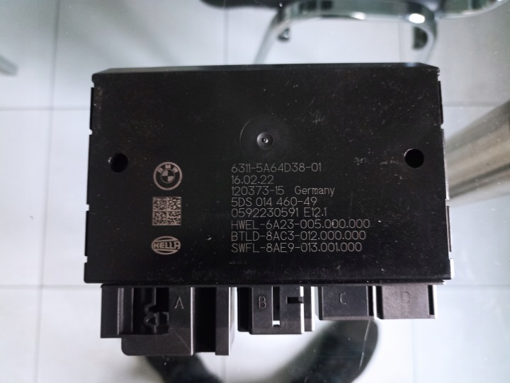 CROCHET ATTELAGE BMW X1 U11 5A481D4 8721KM MODULE 5A64D38