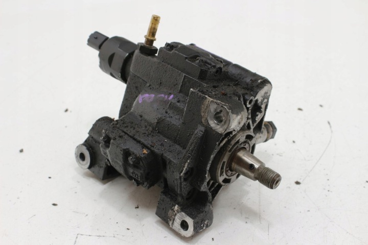 POMPE INJECTION 8200663258 1.5 DCI SIEMENS RENAULT