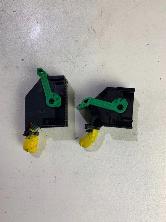BIELLES PUCE PUCE CAPTEUR AIRBAG ALFA ROMEO GIULIETTA