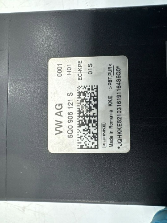 CONTRÔLEUR POMPES CARBURANTS VW 5Q0906121S 2.0L DIESEL 2021