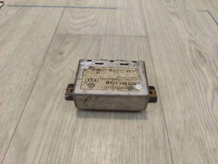 AUDI A4 B5 A6 C4 A8 4D0 MODULE CONTRÔLEUR ALARME 4D0951173B