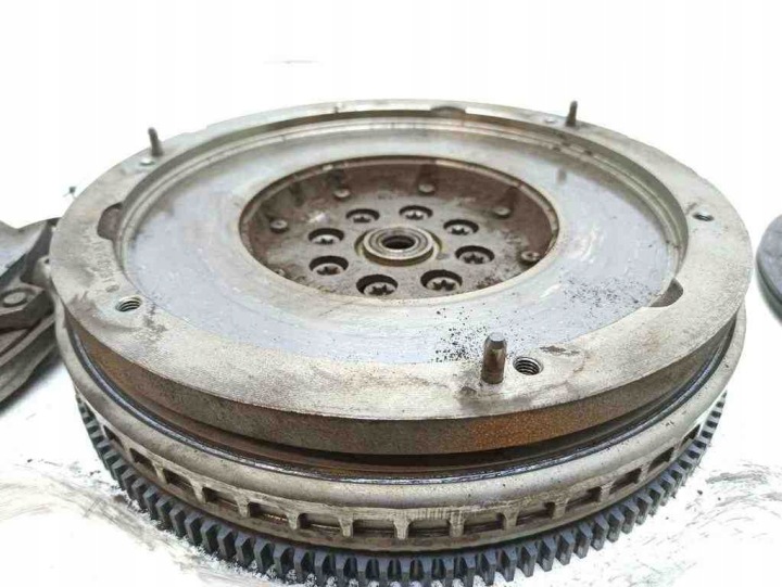 ENSEMBLE ADHÉRENCE MERCEDES-BENZ SPRINTER 3,5-T FURGON (906) A0232500201 2.2L