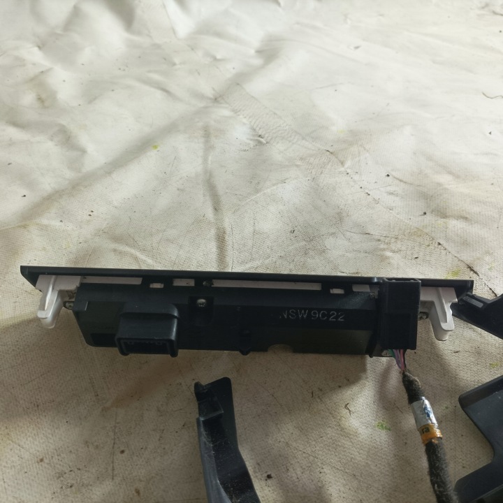 MAZDA 3 IV 19-PANEL MONITEUR FERMOIR COURROIES USA