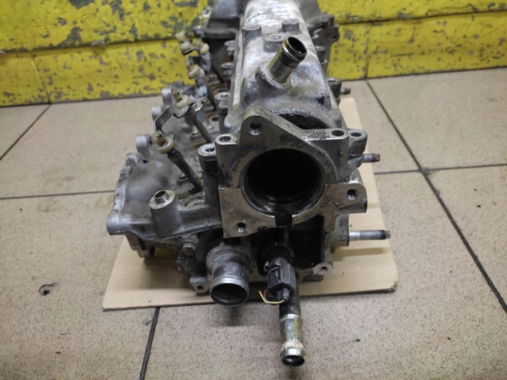 TOYOTA YARIS I 1.4 D4D CULASSE MOTEUR