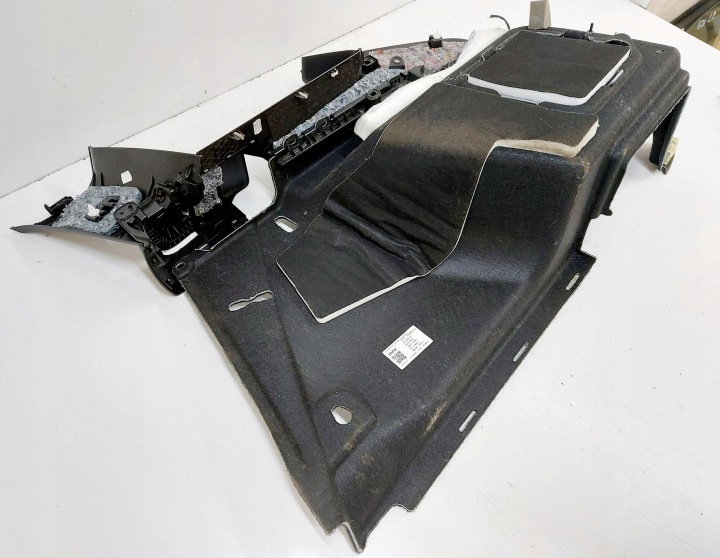 COLLECTEUR COUVERCLES DE COFFRE GAUCHE BMW 3 G21 UNIVERSEL