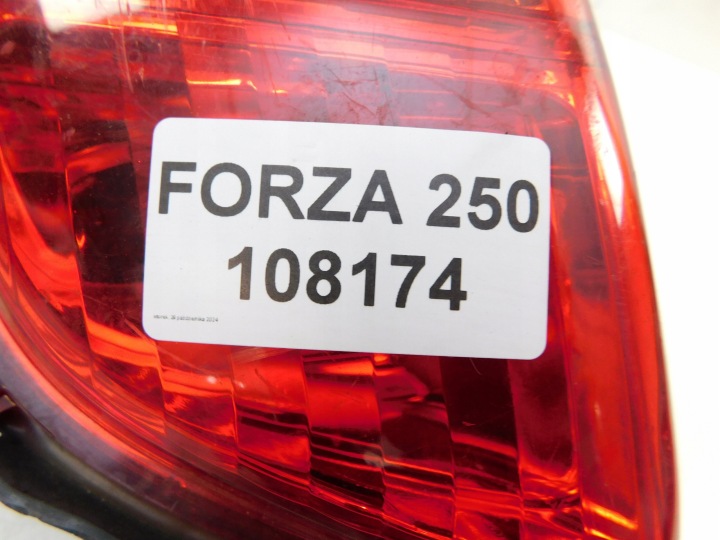 HONDA FORZA 250 PHARE ARRIÈRE ARRIÈRE GAUCHE